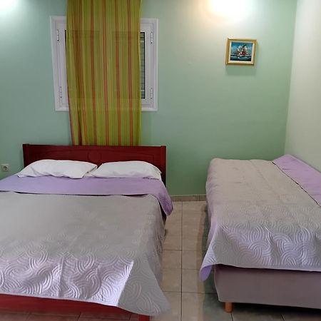 Valta'S Room 3 Paleros المظهر الخارجي الصورة