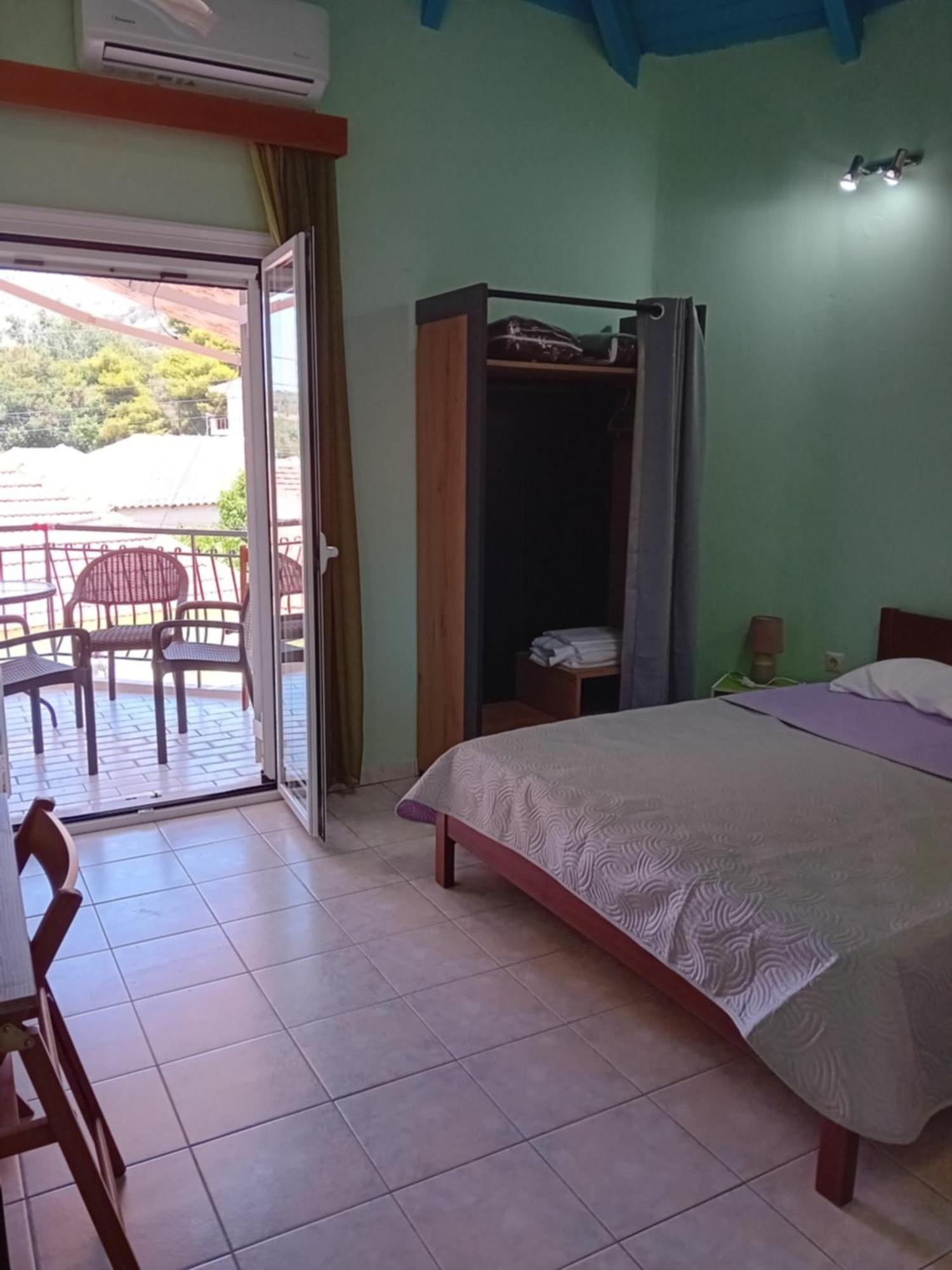 Valta'S Room 3 Paleros المظهر الخارجي الصورة