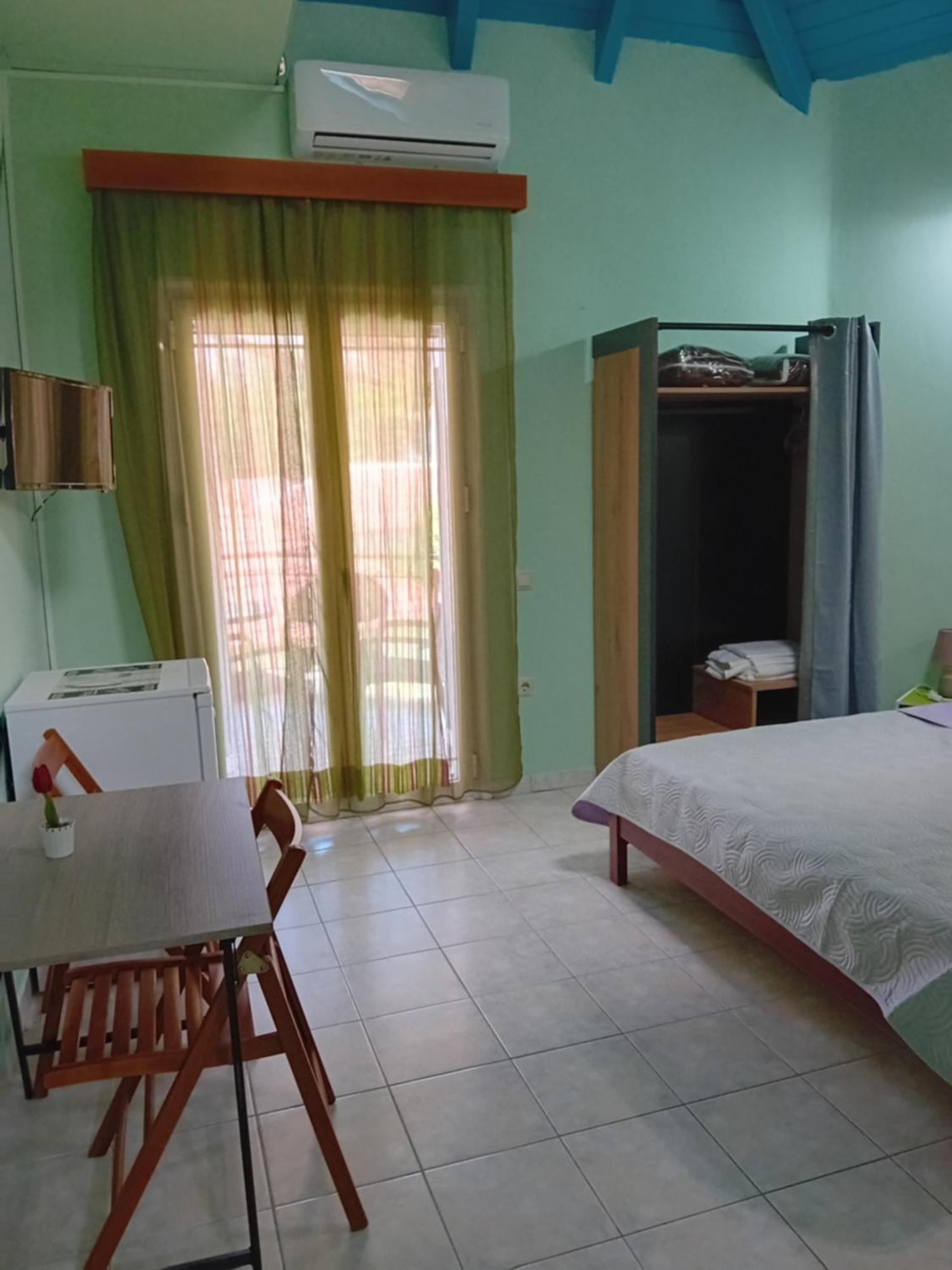 Valta'S Room 3 Paleros المظهر الخارجي الصورة