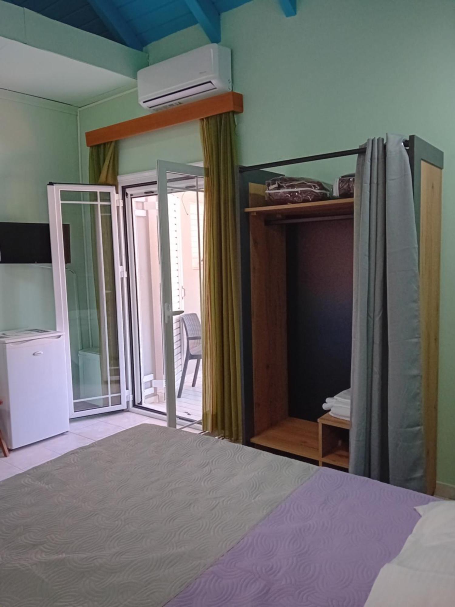 Valta'S Room 3 Paleros المظهر الخارجي الصورة